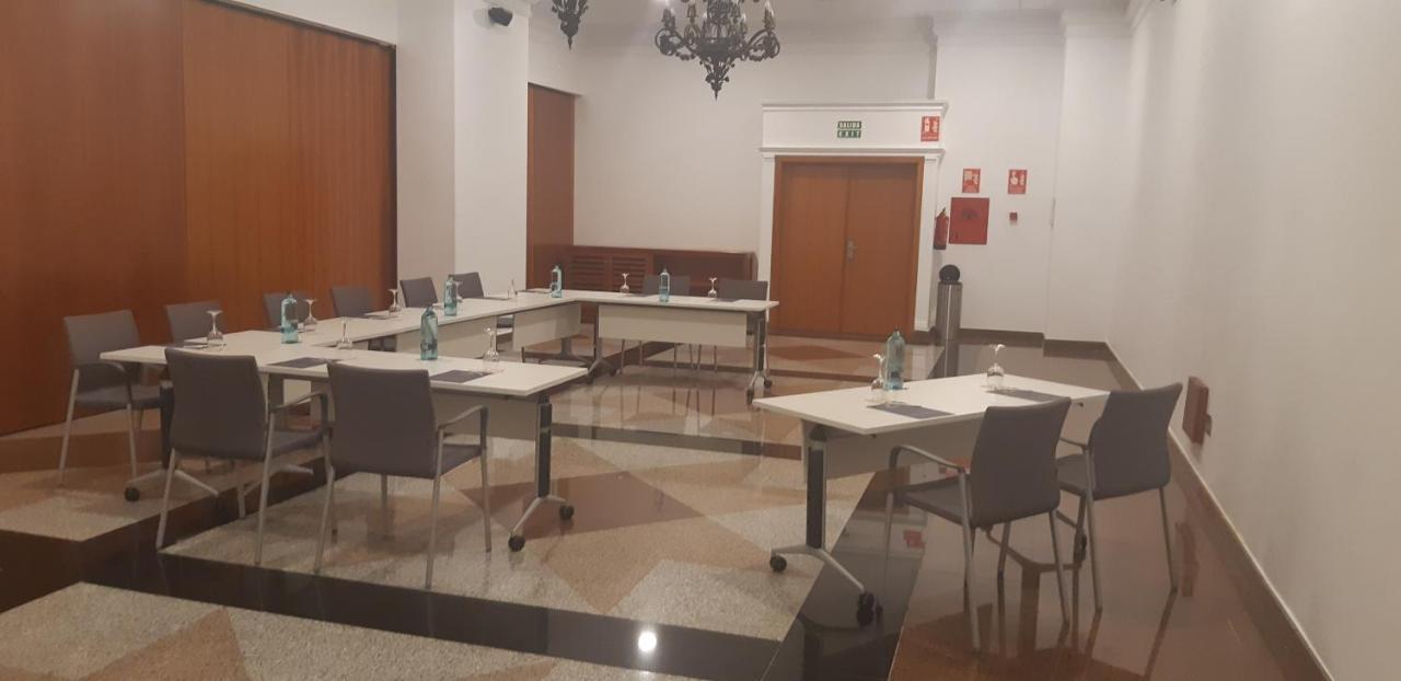 Ilunion Les Corts Spa برشلونة المظهر الخارجي الصورة