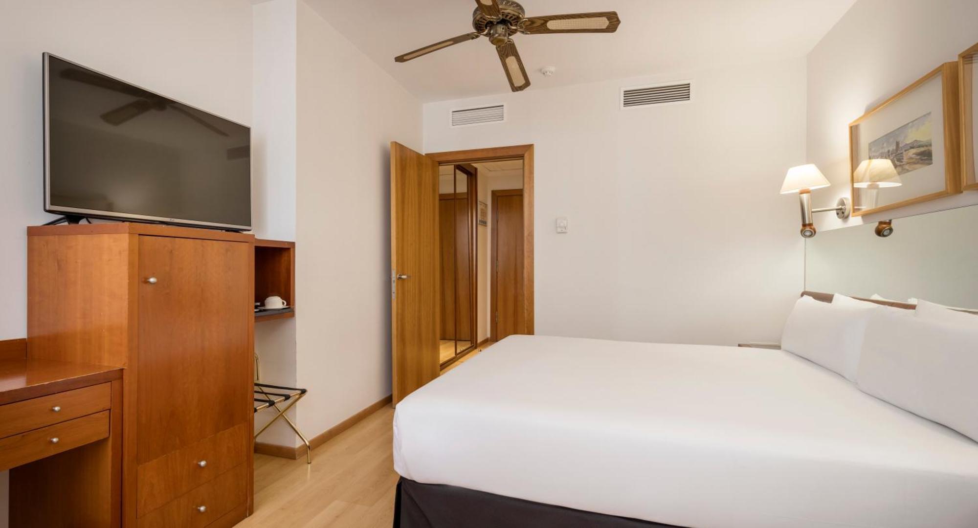 Ilunion Les Corts Spa برشلونة الغرفة الصورة
